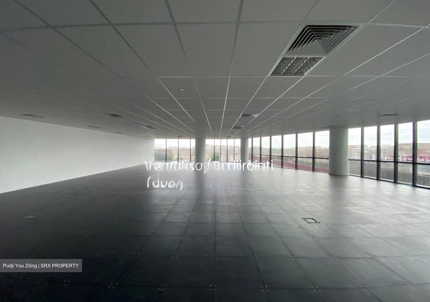 Woods Square (D25), Office #461660751